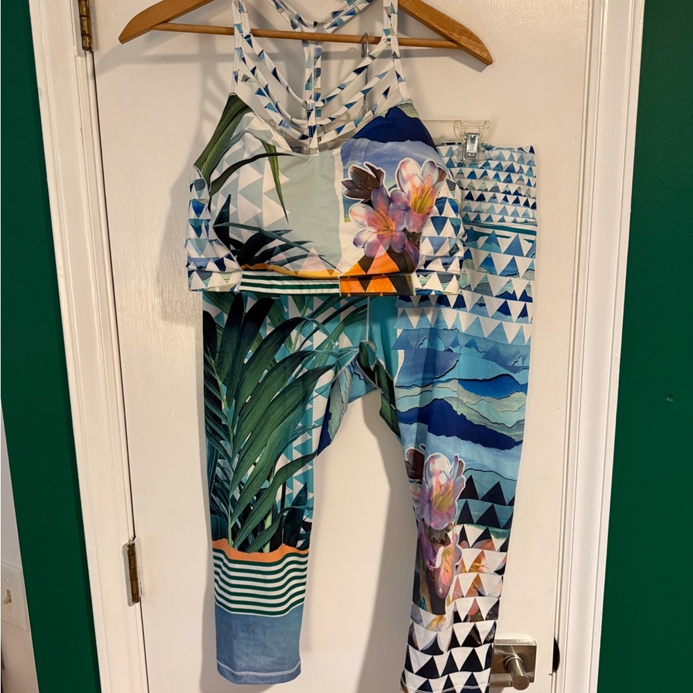 Prana Women Leggings and Sports Bra XL
